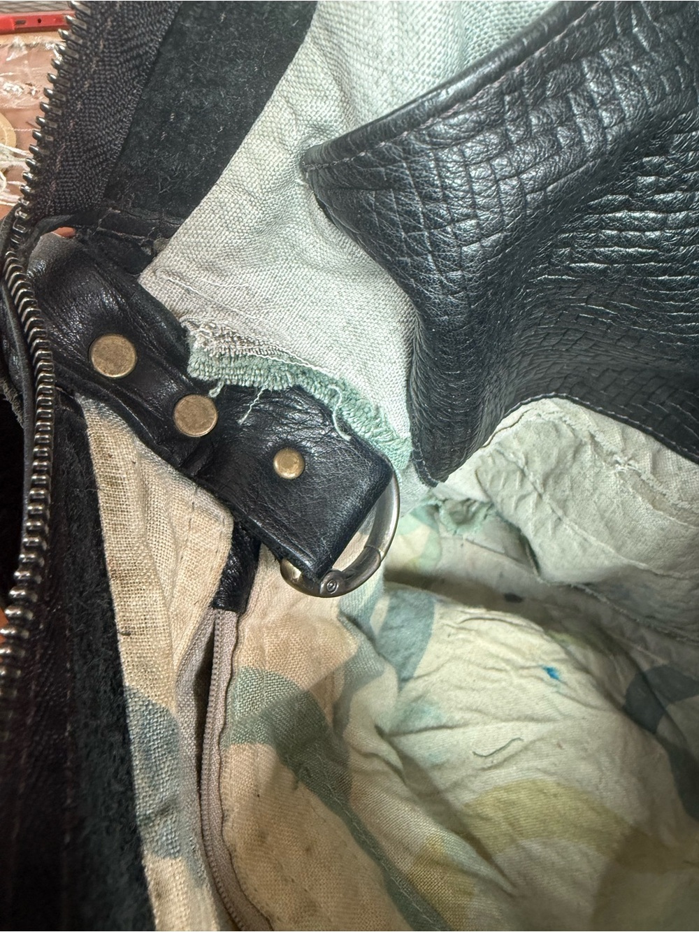 Rough & Tumble convertible leather laptop hobo bag embossed leather custom made - Picture 8 of 8